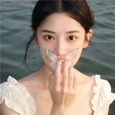 号外,重生大佬掉马甲了